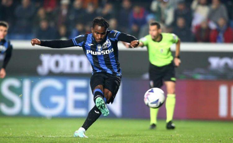 Ademola Lookman dropped from Atalanta squad amid interest from PSG